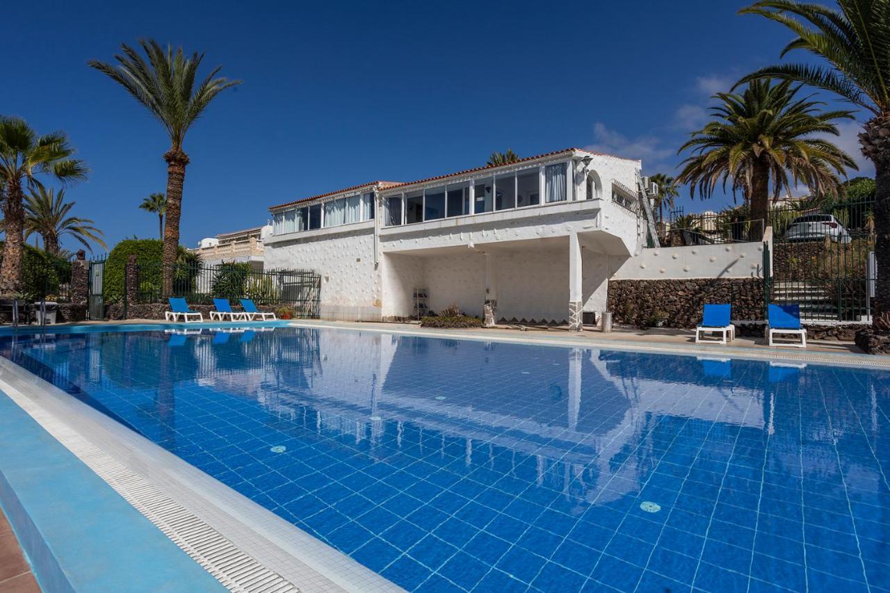 Villa Azure Horizon And Breeze - Panoramic Ocean View And Heated Pool Chayofa 外观 照片
