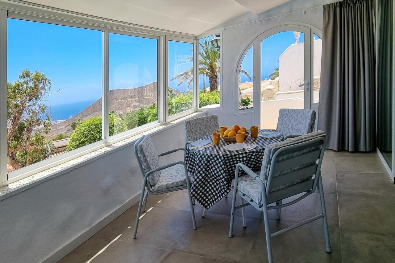 Villa Azure Horizon And Breeze - Panoramic Ocean View And Heated Pool Chayofa 外观 照片