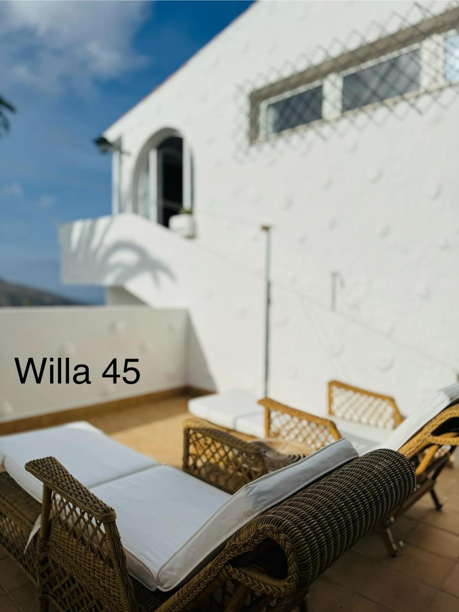 Villa Azure Horizon And Breeze - Panoramic Ocean View And Heated Pool Chayofa 外观 照片